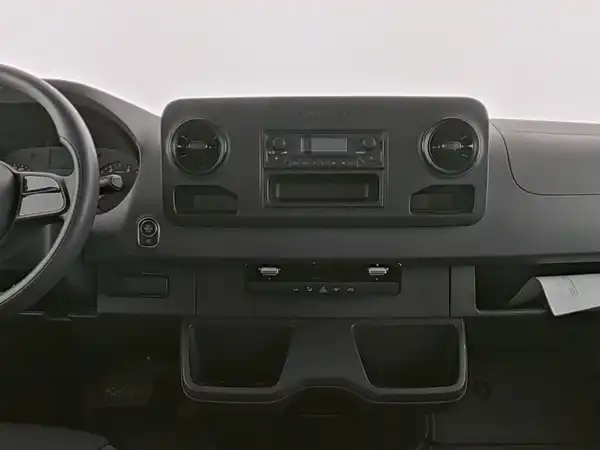 MERCEDES-BENZ Sprinter Doka Pritsche (16/19)