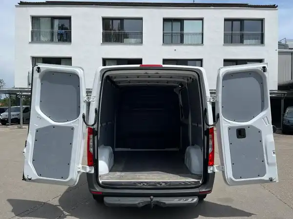 MERCEDES-BENZ Sprinter 211 (13/17)