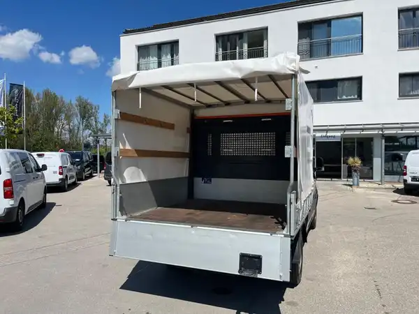 MERCEDES-BENZ Sprinter 215 CDI (17/22)