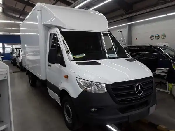 MERCEDES-BENZ Sprinter 317 Koffer (3/12)
