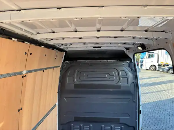 MERCEDES-BENZ Sprinter 317 CDI Kasten (19/22)