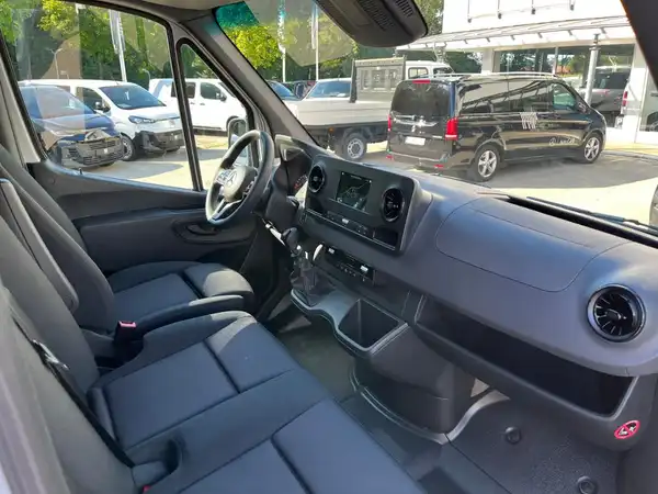 MERCEDES-BENZ Sprinter 317 CDI Kasten (18/25)