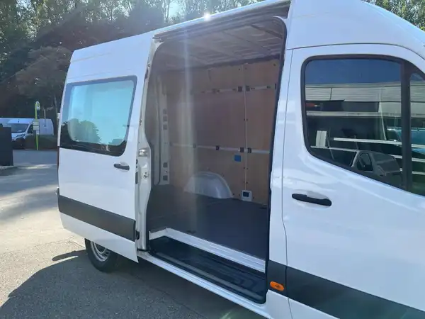 MERCEDES-BENZ Sprinter 317 CDI Kasten (23/25)