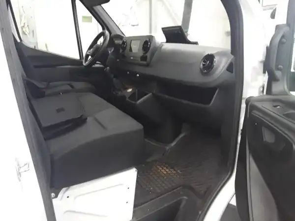 MERCEDES-BENZ Sprinter 317 Kasten (7/11)
