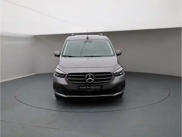 MERCEDES-BENZ T 180 d (8/24)