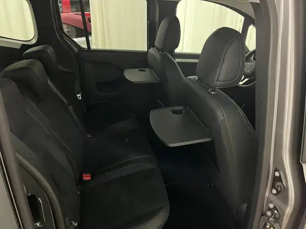MERCEDES-BENZ T 180 d Progressive (16/23)