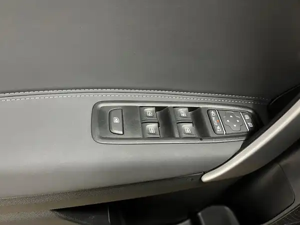 MERCEDES-BENZ T 180 d Progressive (21/23)