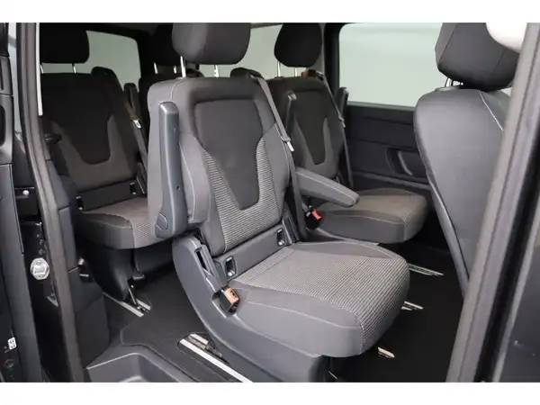 MERCEDES-BENZ V 220 d (18/21)