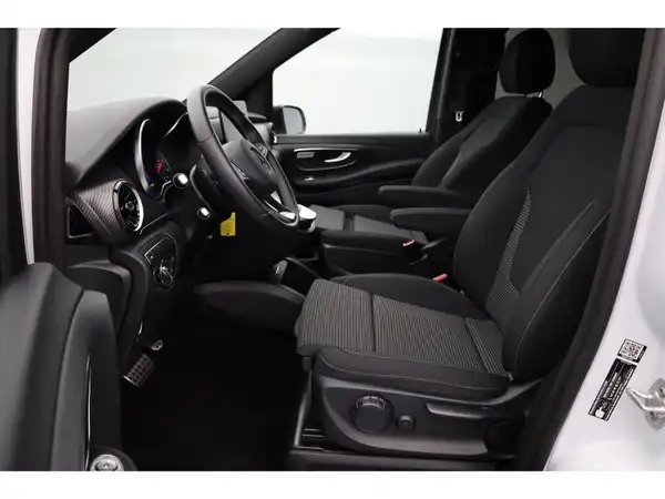 MERCEDES-BENZ V 250 d (15/24)