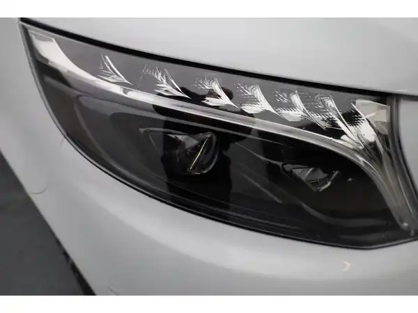 MERCEDES-BENZ V 250 d (24/24)