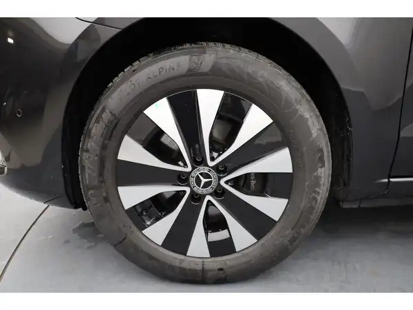 MERCEDES-BENZ V 300d (29/29)