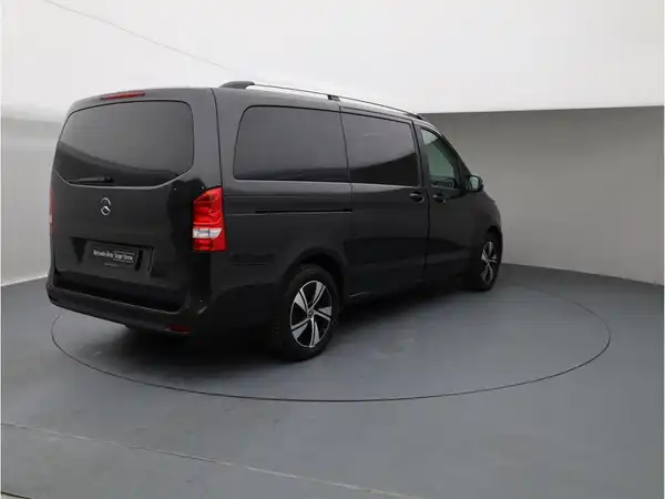MERCEDES-BENZ V 220 d (5/23)