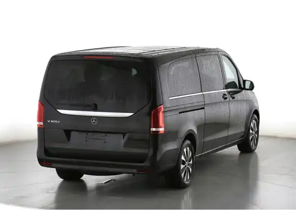MERCEDES-BENZ V 300 d (2/7)