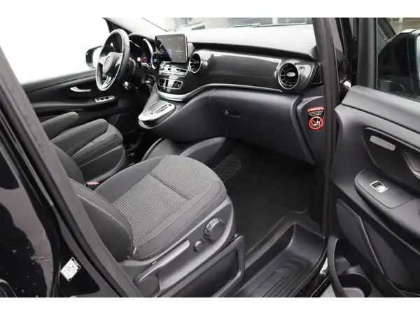 MERCEDES-BENZ V 250 d (14/24)