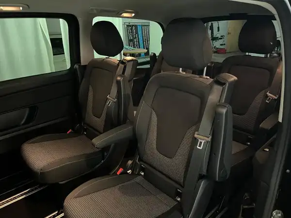 MERCEDES-BENZ V 250 d (16/24)