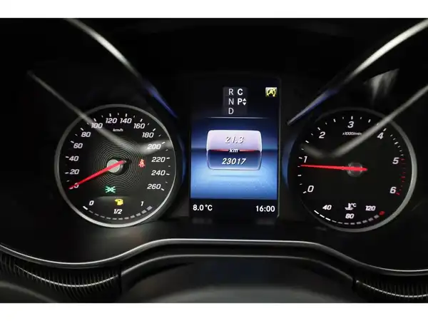 MERCEDES-BENZ V 250 d (17/24)