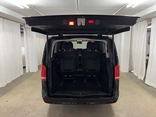 MERCEDES-BENZ V 250 d (20/24)