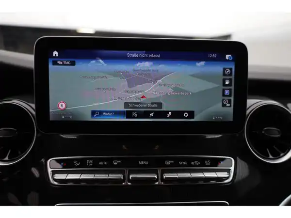 MERCEDES-BENZ V 300d (12/28)