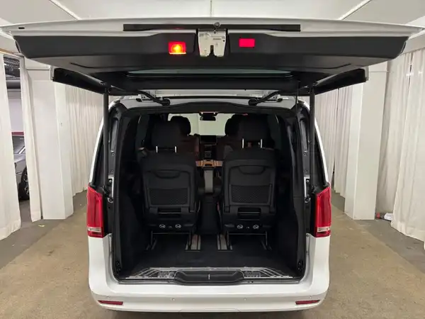MERCEDES-BENZ V 300 d 4M (22/24)