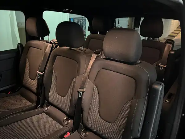 MERCEDES-BENZ V 220 d (18/23)