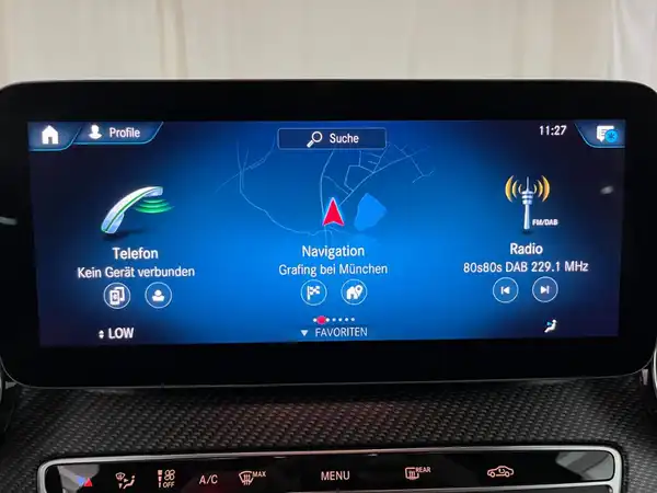 MERCEDES-BENZ V 220 d (10/23)