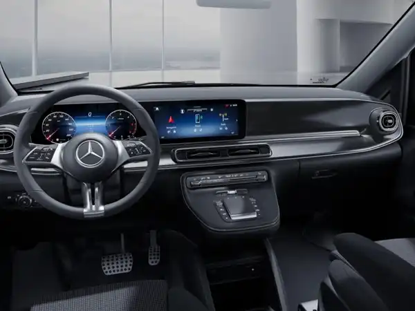 MERCEDES-BENZ V 250 d (7/11)
