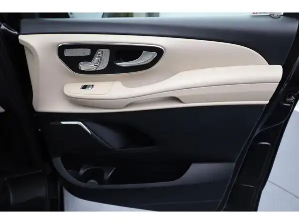 MERCEDES-BENZ V 250 d 4M Lang AVANTGARDE EDITION (12/29)