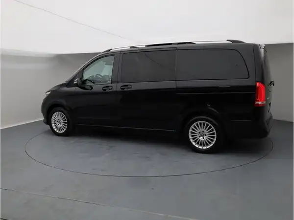 MERCEDES-BENZ V 250 d 4M Lang AVANTGARDE EDITION (3/29)