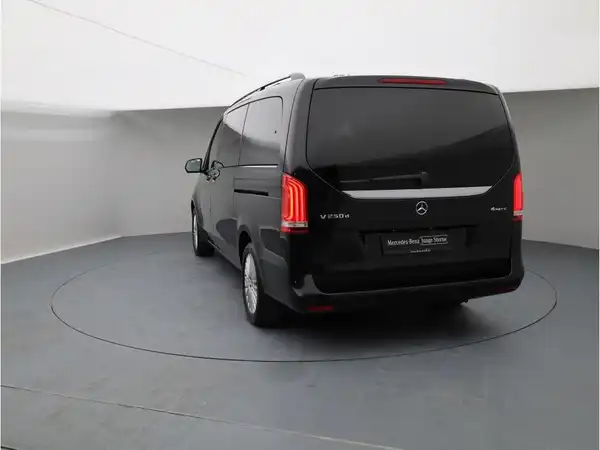 MERCEDES-BENZ V 250 d 4M Lang AVANTGARDE EDITION (4/29)