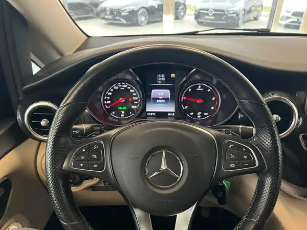 MERCEDES-BENZ V 250 d Marco Polo (24/24)
