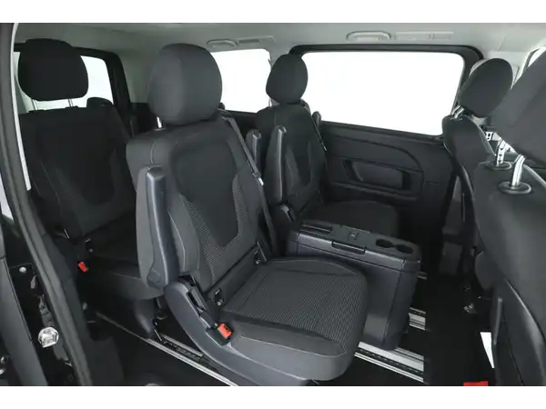 MERCEDES-BENZ V 250 d (7/9)