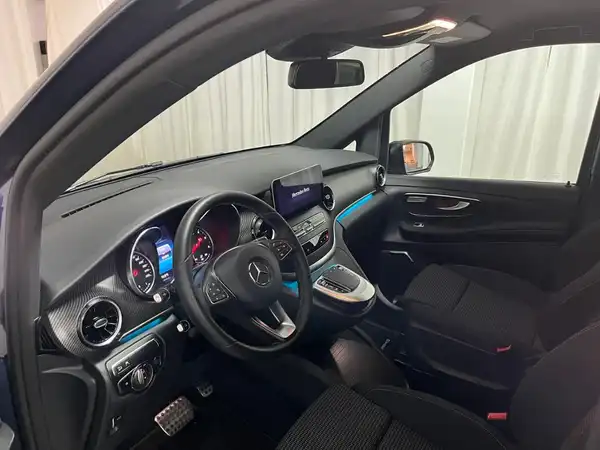 MERCEDES-BENZ V 250d 4Matic (7/22)