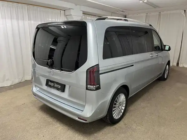 MERCEDES-BENZ V 220 d (5/31)