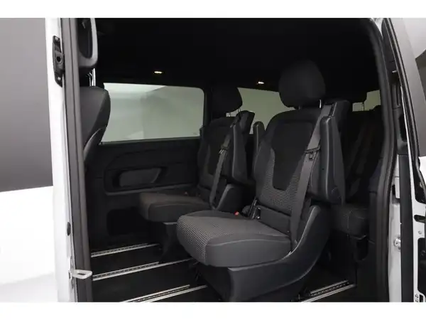 MERCEDES-BENZ V 250 d (11/28)