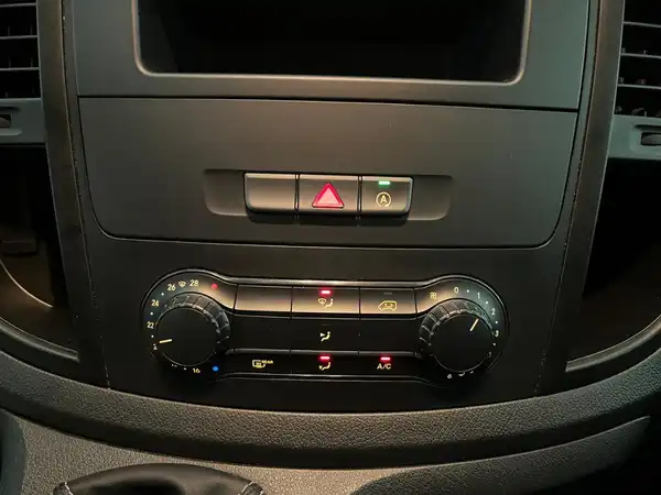 MERCEDES-BENZ Vito 114 CDI Lang (11/19)