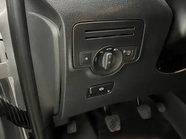 MERCEDES-BENZ Vito 114 CDI Lang (17/19)