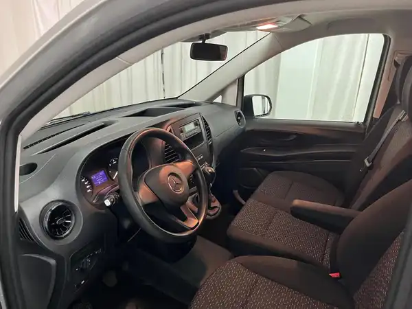 MERCEDES-BENZ Vito 114 CDI Lang (7/19)