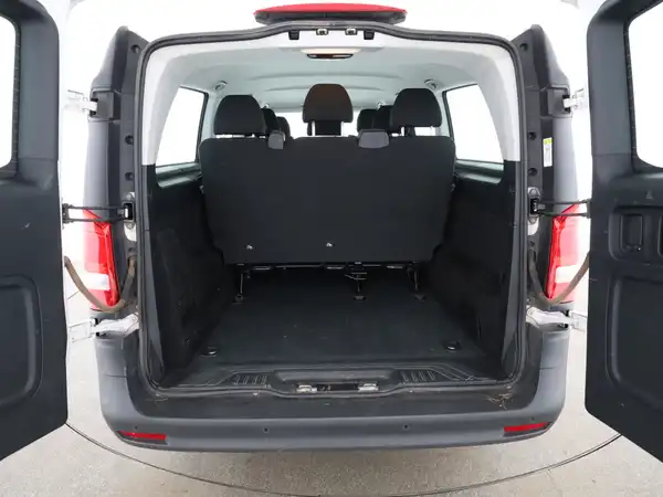 MERCEDES-BENZ Vito Tourer Pro Extralang (8/17)