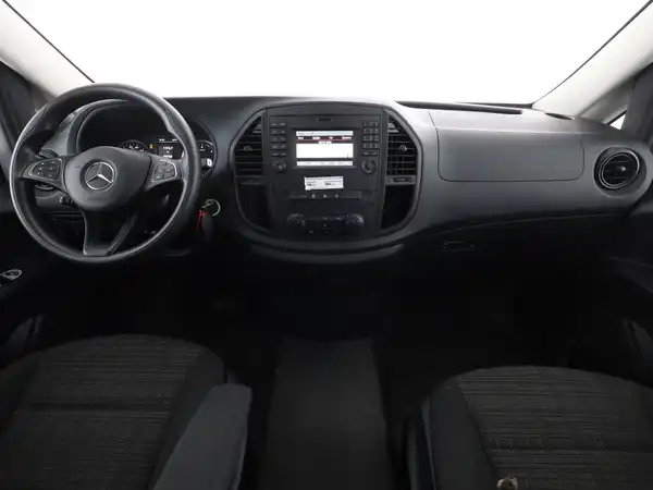 MERCEDES-BENZ Vito Tourer (12/17)