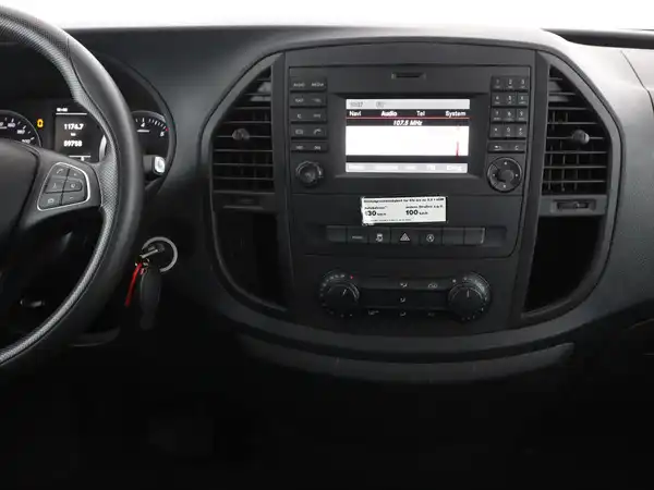MERCEDES-BENZ Vito Tourer (14/17)