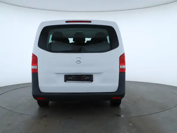 MERCEDES-BENZ Vito Tourer (4/17)