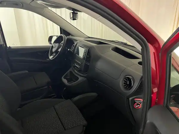 MERCEDES-BENZ Vito Tourer 116 (15/21)