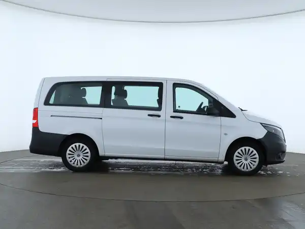 MERCEDES-BENZ Vito Tourer lang (3/17)