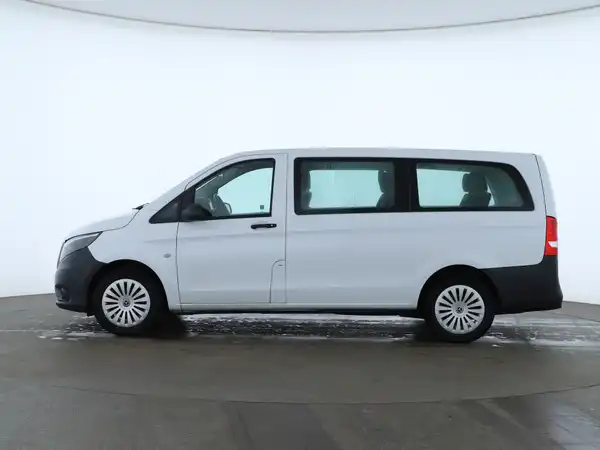 MERCEDES-BENZ Vito Tourer lang (6/17)