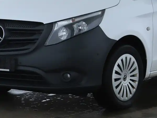 MERCEDES-BENZ Vito Tourer lang (10/17)