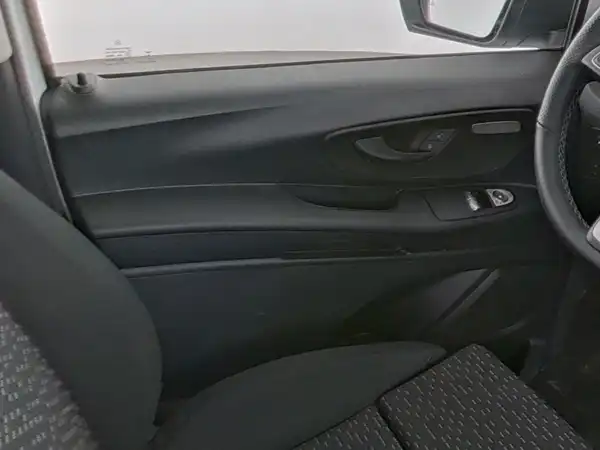 MERCEDES-BENZ Vito extralang (14/19)