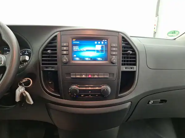 MERCEDES-BENZ Vito Lang (8/15)