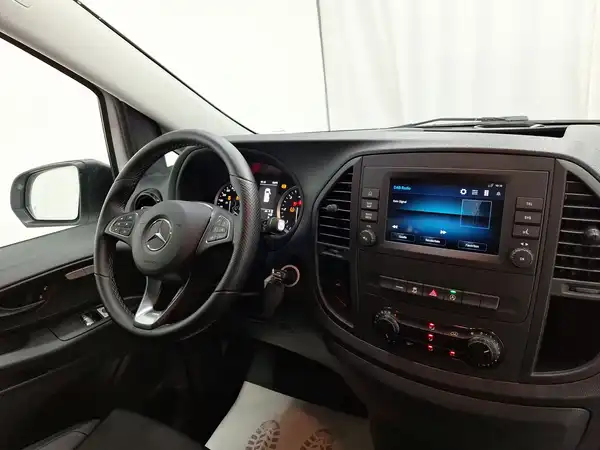 MERCEDES-BENZ Vito extralang (10/16)