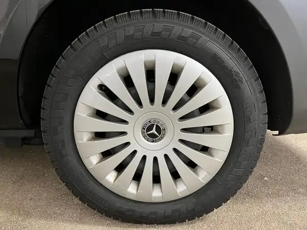 MERCEDES-BENZ Vito 116 CDI Tourer (19/19)