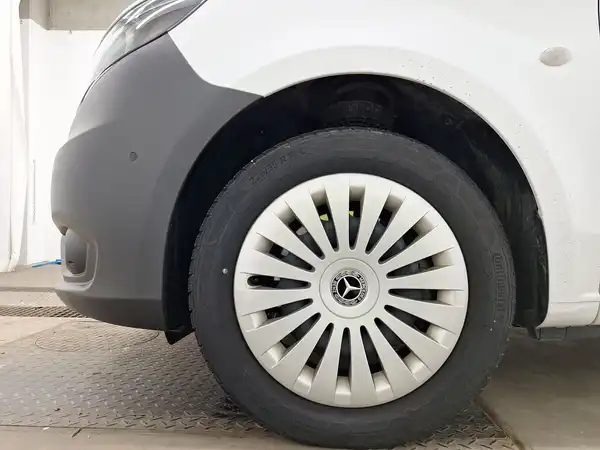 MERCEDES-BENZ Vito Tourer Pro Extralang (14/16)